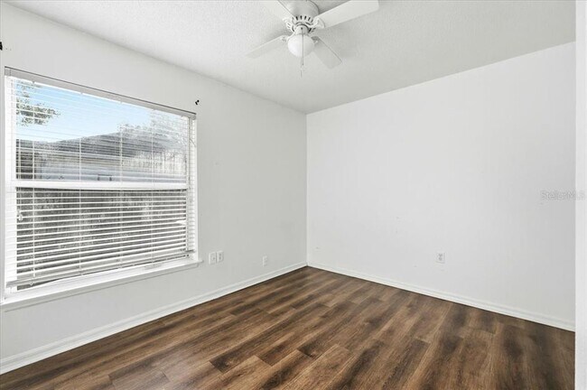 Building Photo - 1158 Perpignan Ct
