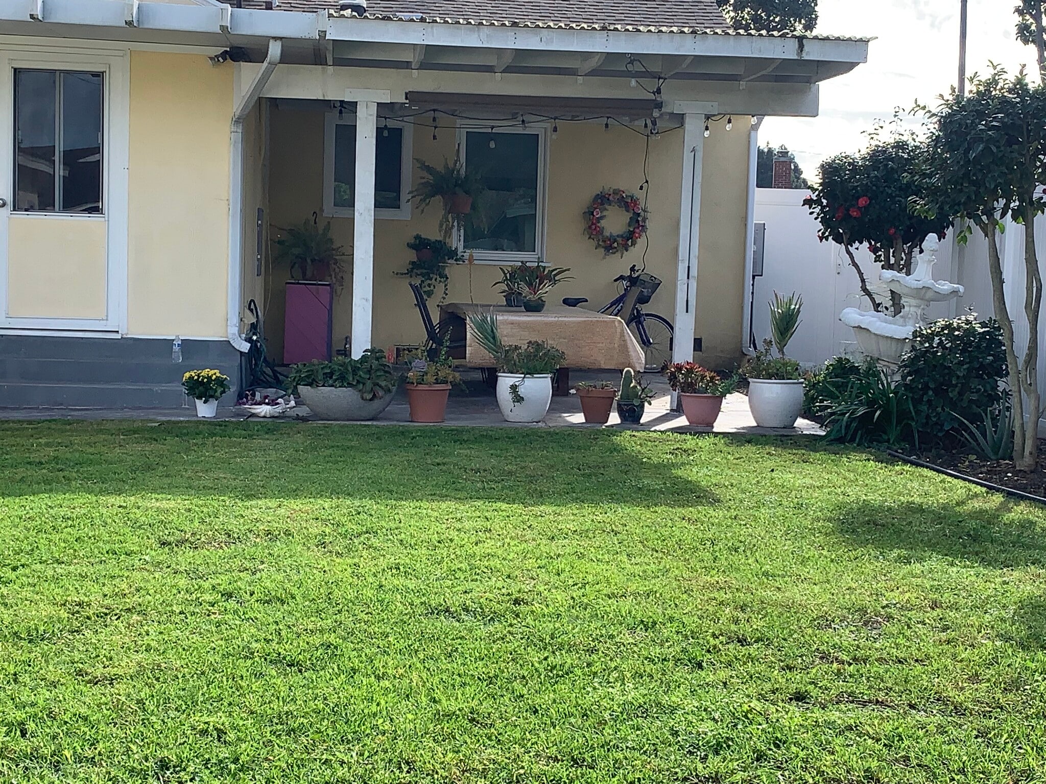 Building Photo - 467 E 44th Cir