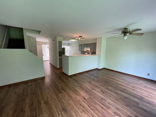 Building Photo - 883 Brompton Ct