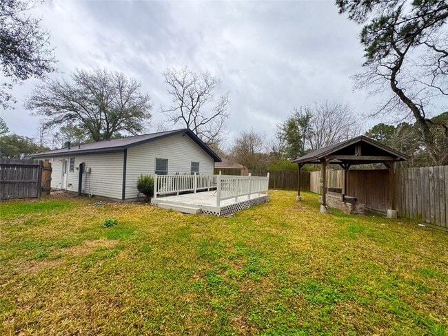 Building Photo - 918 Bolton Ct