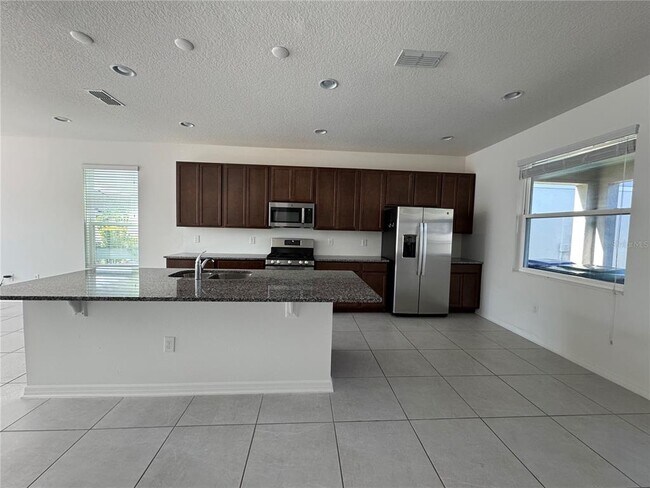 Building Photo - 12512 Encore At Ovation Way