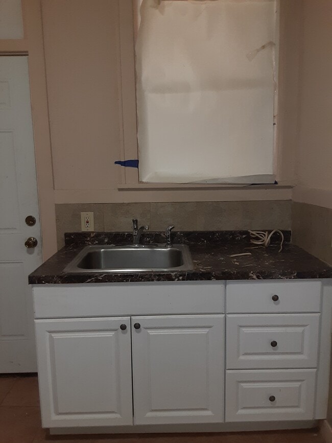 Building Photo - 1020 Penn Ave