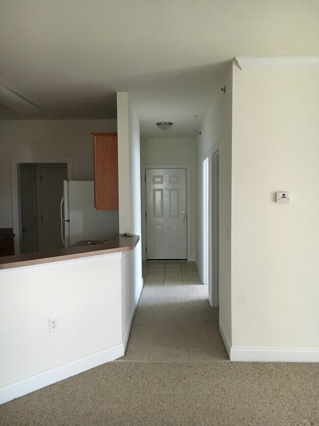 Building Photo - 2017 Silvercrest Dr
