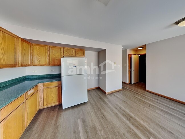 Building Photo - 3707 Flowermeadow St