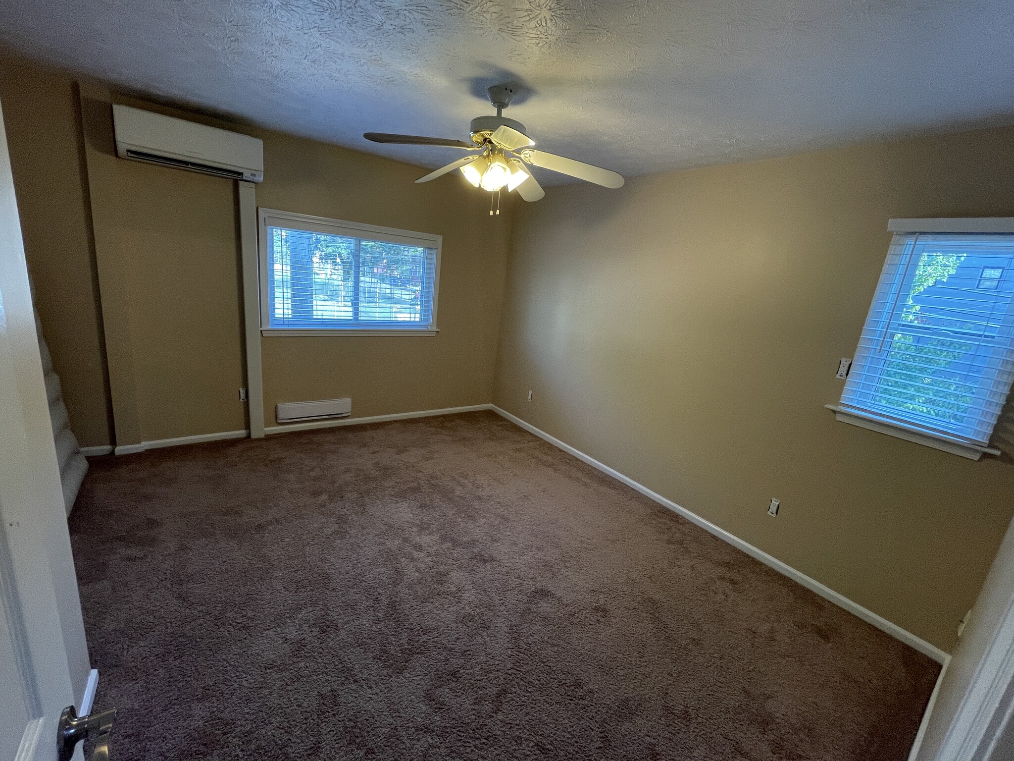 Master bedroom - 14 Cunliffe Way
