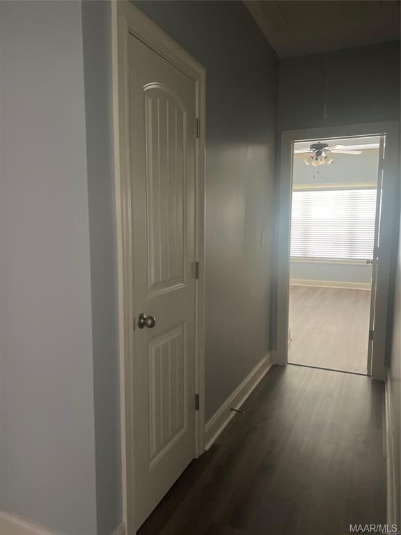 Building Photo - 730 Kingsley Dr