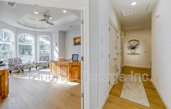 Building Photo - 13497 Tierra Heights Rd