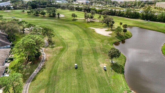 Building Photo - 2495 SW Egret Pond Cir