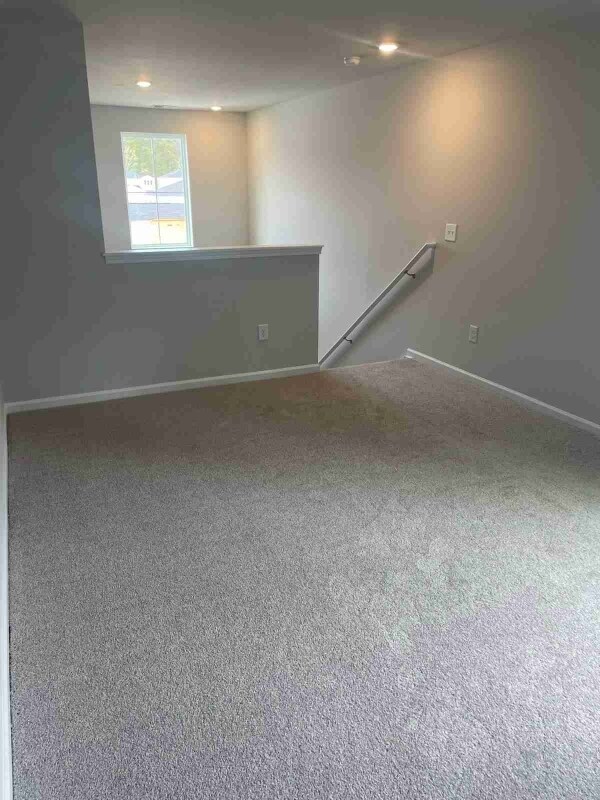 Building Photo - 454 Ladyfish Loop NW