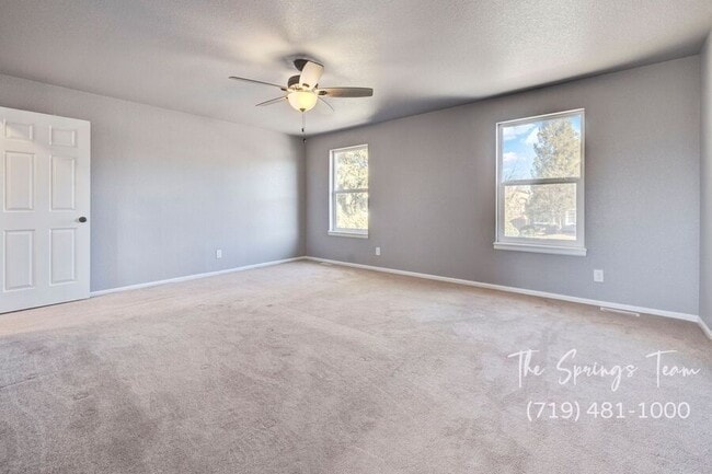 Building Photo - 6460 Bugle Dr