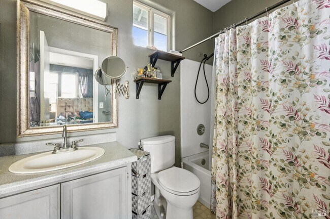 Building Photo - 1507 Pinebrook Pl