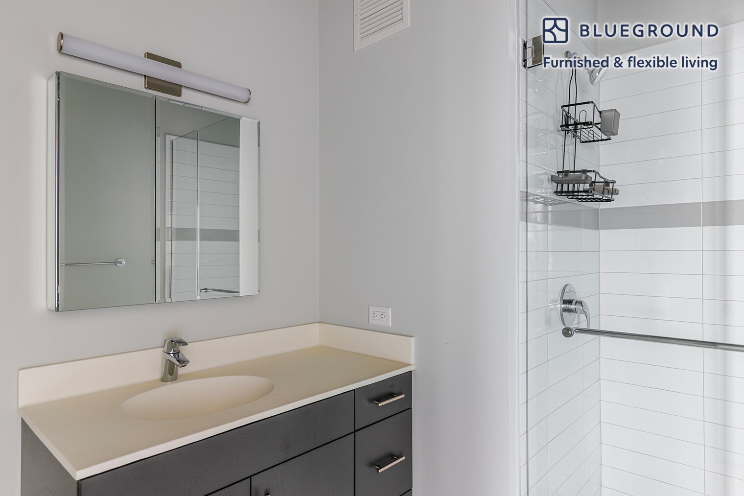 Building Photo - 60 E Randolph St