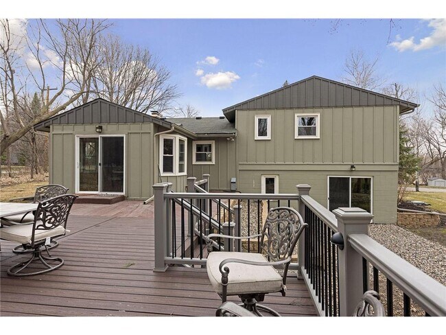 Building Photo - 27405 Pine Bend