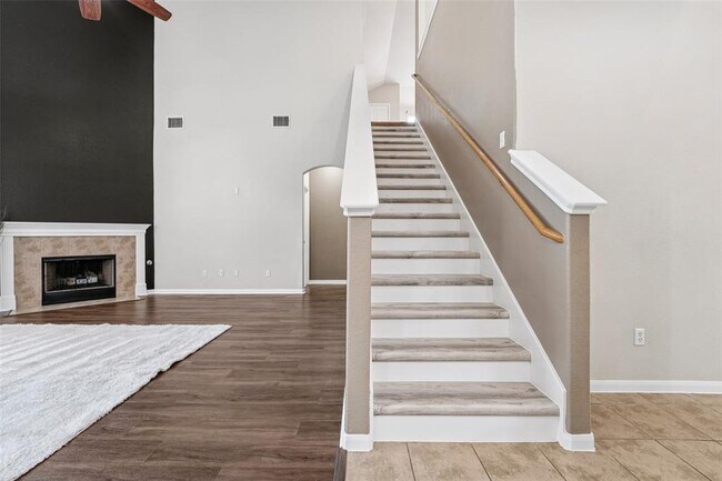 Building Photo - 149 Dolomite Dr