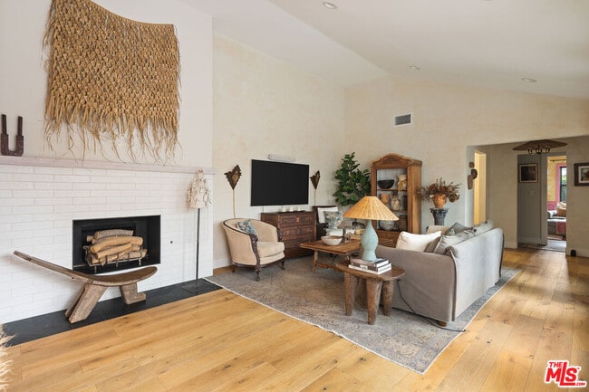 Building Photo - 4267 Don Jose Dr