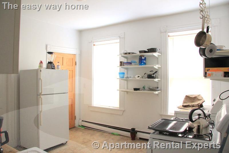 Building Photo - 52 Portsmouth St