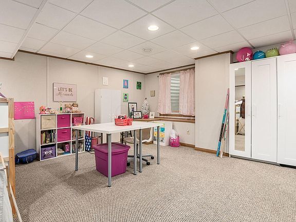 Basement - 657 Grove Cir