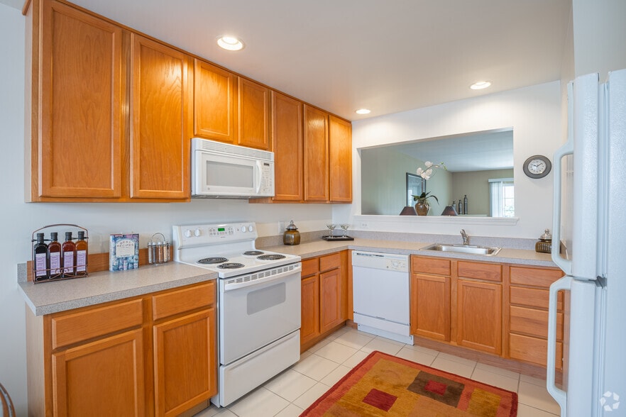 Rockwood Apartments 3525 Rockwood Rd Newark DE 19702 Apartment Finder