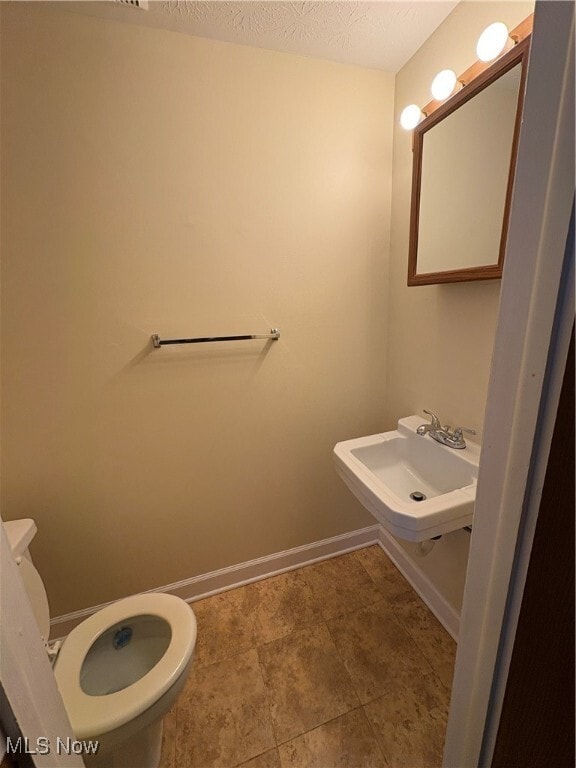 Building Photo - 2358 Echo Valley Dr