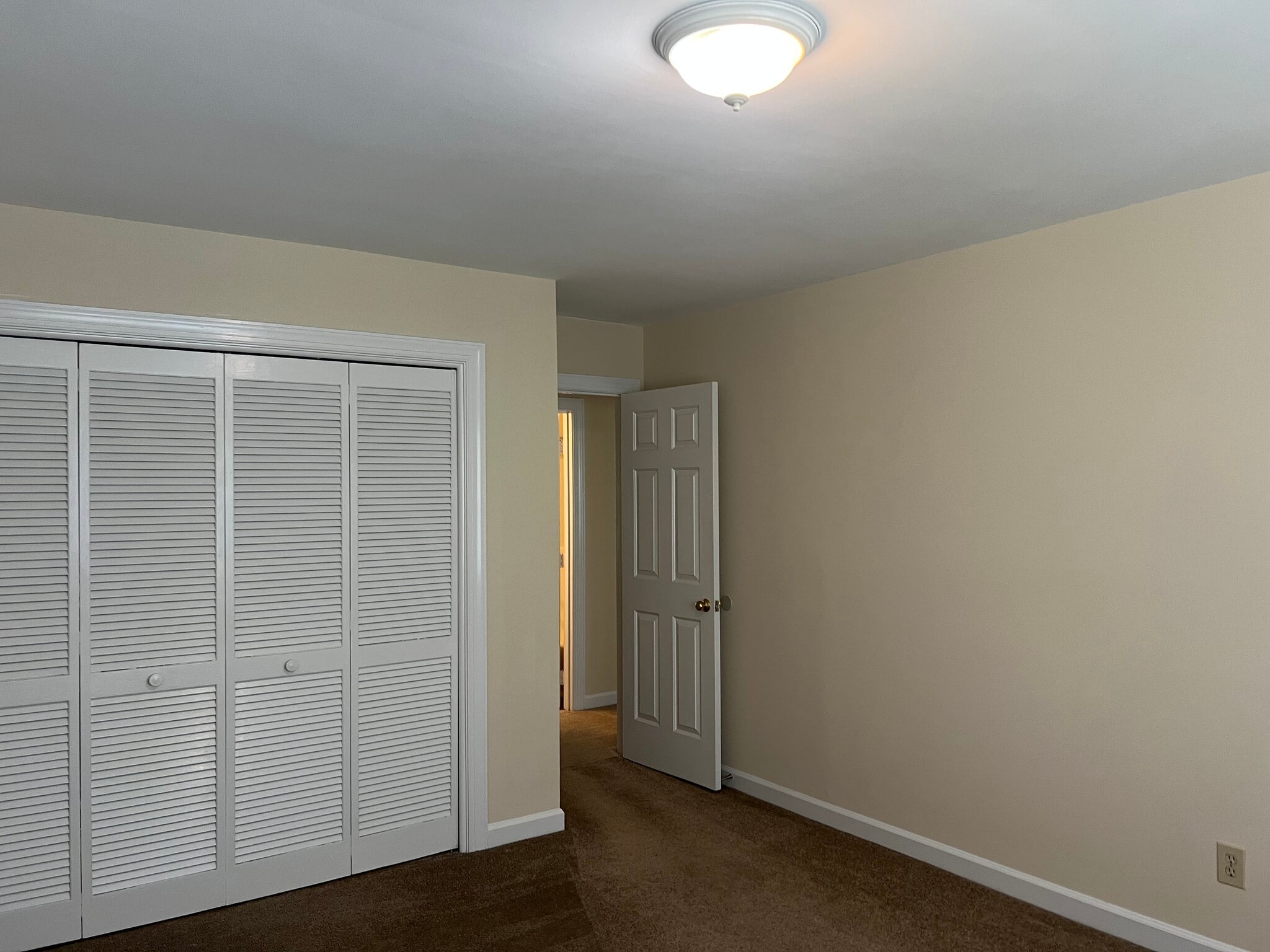 Building Photo - 2505 Saint Christopher Cir SW