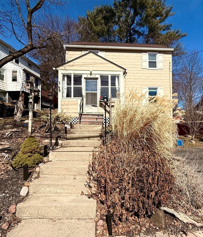 Building Photo - 2703 Watson Blvd