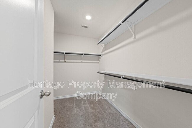 Building Photo - 148 Sage Sparrow