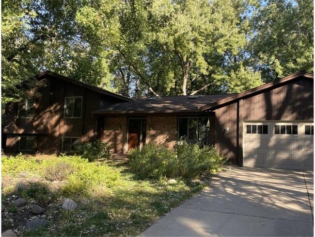 Primary Photo - 14810 Lloyds Dr