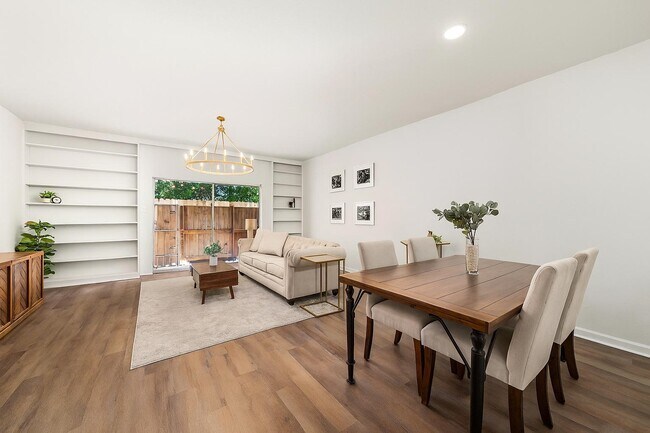 Building Photo - 14703 Barryknoll Ln