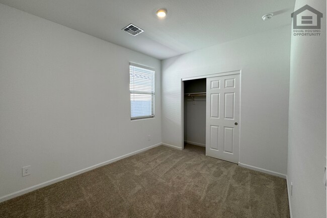 Building Photo - 18236 Avenida del Sol W