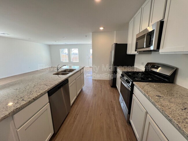 Building Photo - 3805 Palmetto Bluff Dr