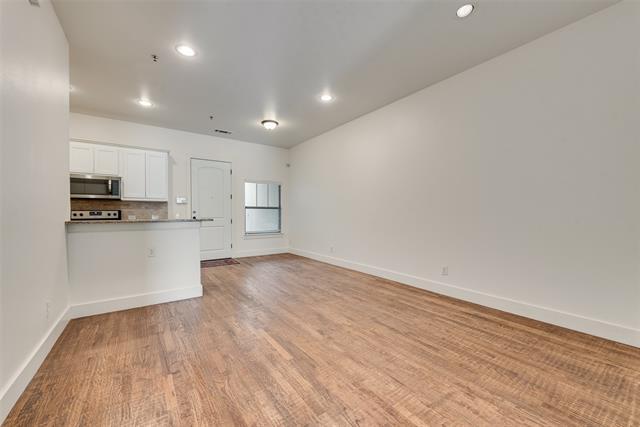 Building Photo - 3009 Solana Cir