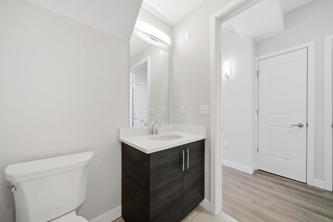 Building Photo - 764 New Bridge Rd