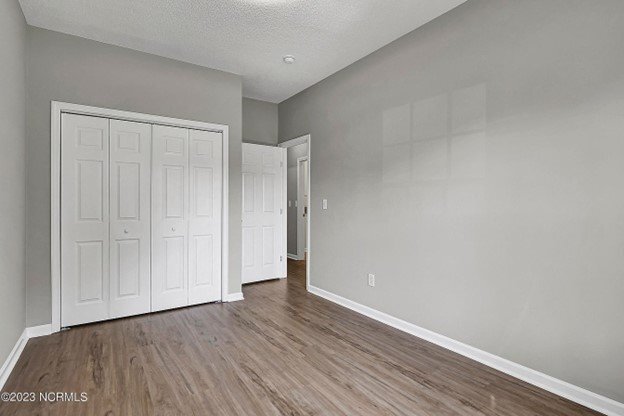 Building Photo - *** Promotion -- Sign lease by January 1 and receive $1000 off first months rent!!  Renovated hom...