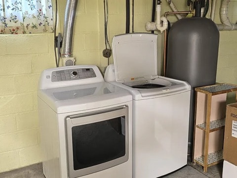 Building Photo - 26 Swayze Dr