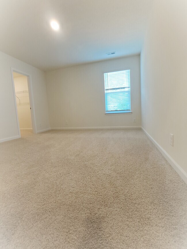 Building Photo - 12032 Sweet Almond Ln