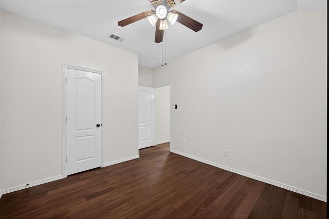 Building Photo - 313 Cave River Dr