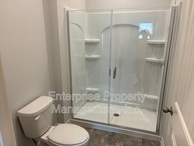 Building Photo - 265 Kipling Dr