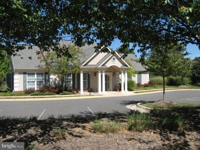 Building Photo - 4041 Royal Lytham Dr