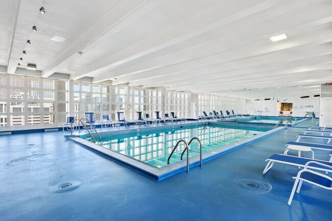 Building Photo - 535 N Michigan Ave