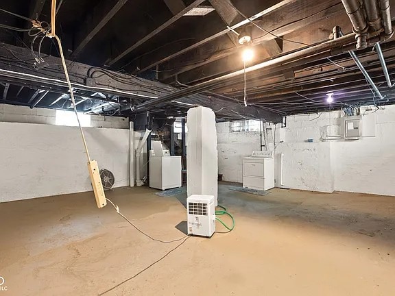 4643 Rookwood Avenue basement - 4643 Rookwood Ave