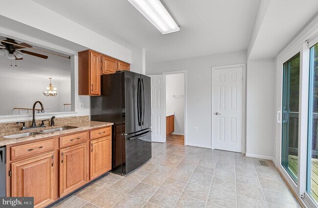 Building Photo - 7353 St Thomas Loop