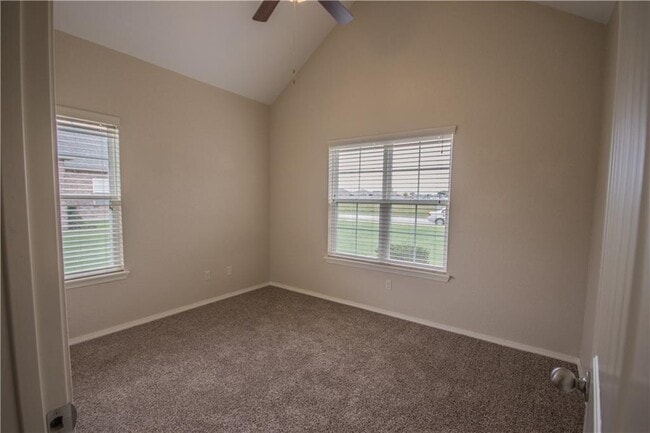 Building Photo - 1230 Marigold Rd