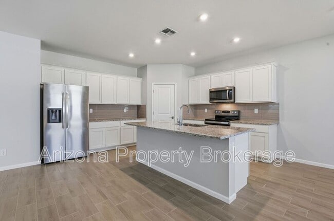 Building Photo - 17232 W Paraiso Ln