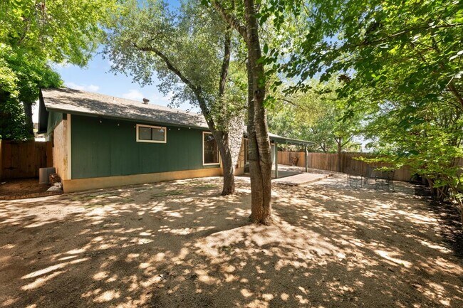 Building Photo - 3303 Sanderling Trail