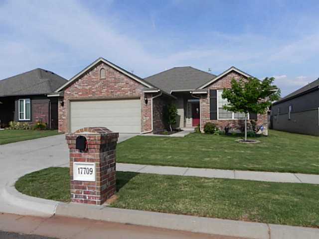 Primary Photo - 3 bedrooms + 2 bathrooms + Study + Edmond ...