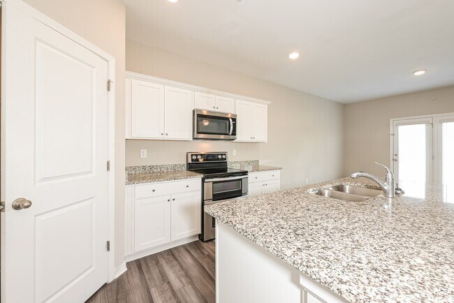 Building Photo - 951 Feldman Chase