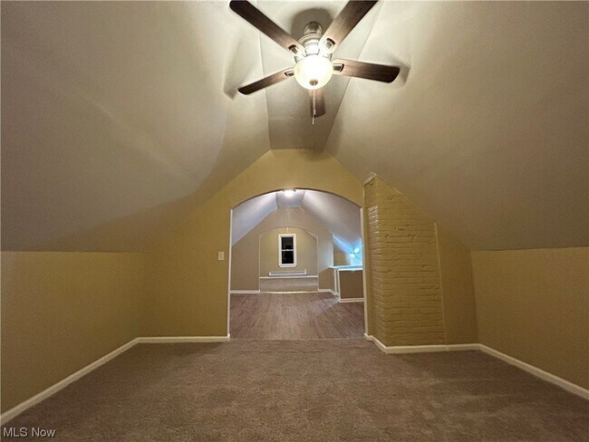 Building Photo - 3415 Altamont Rd