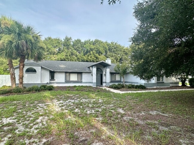 Primary Photo - Huge 4/3 home in Lake Mary
