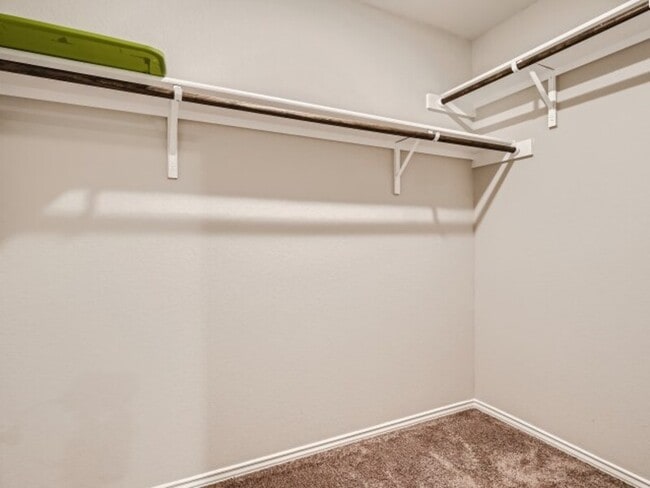 Building Photo - 15011 Dorset Wheel