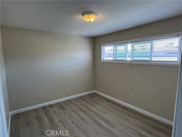 Building Photo - 40 Paradise Valley N
